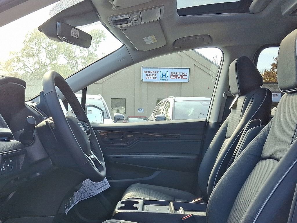 New 2026 Honda Odyssey Elite image 8