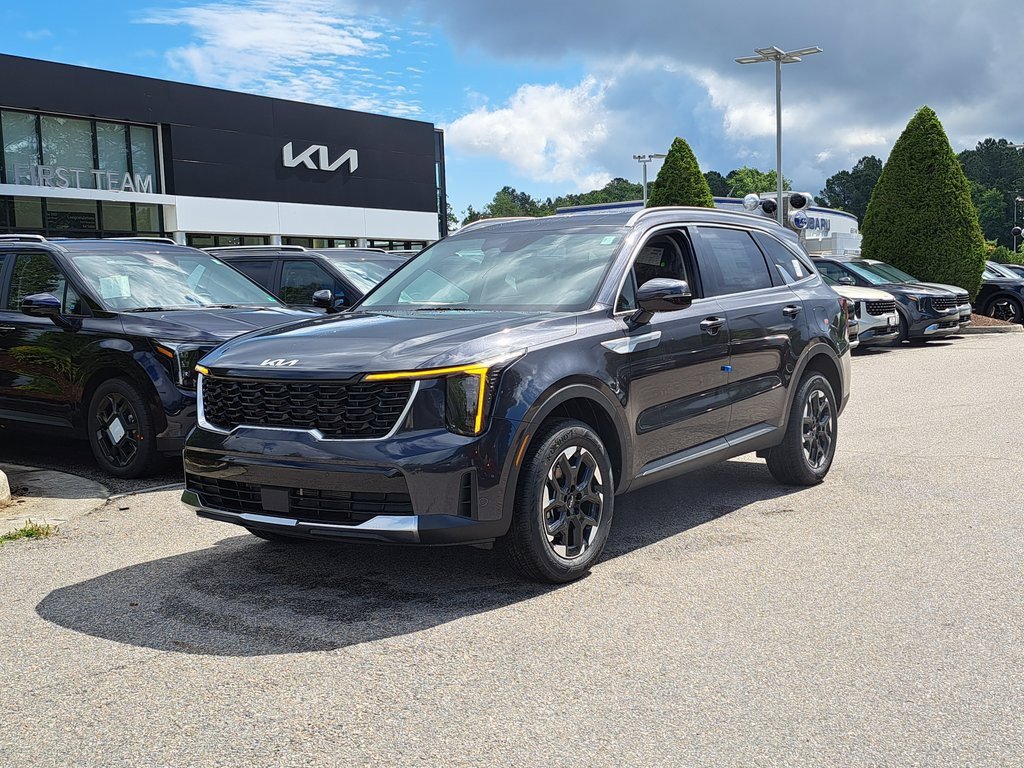 New 2025 Kia Sorento S