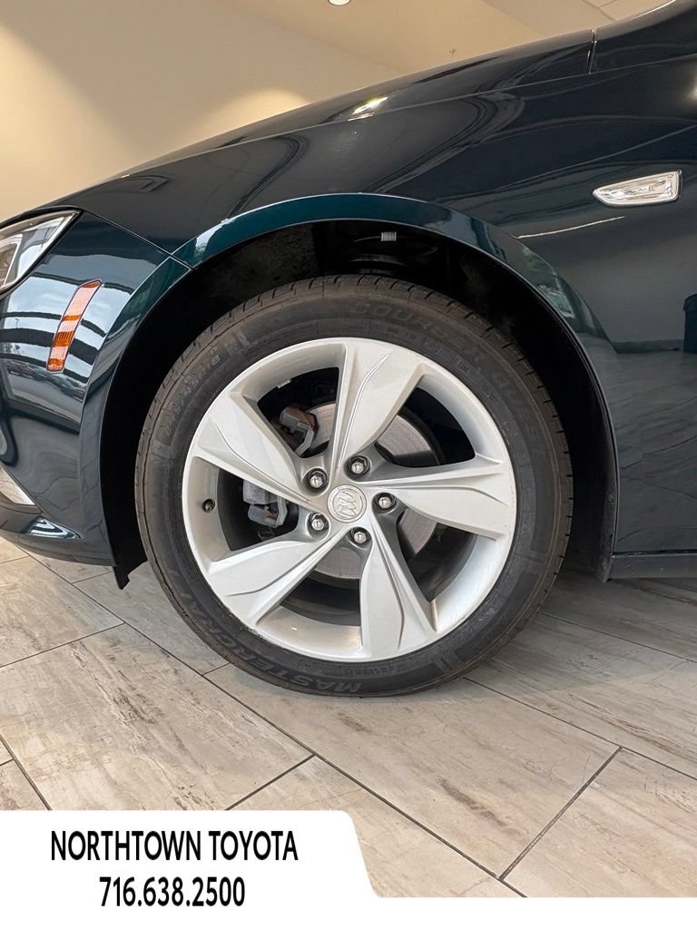 Used 2018 Buick Regal Preferred w/ Driver Confidence Package #1 FWD image 8