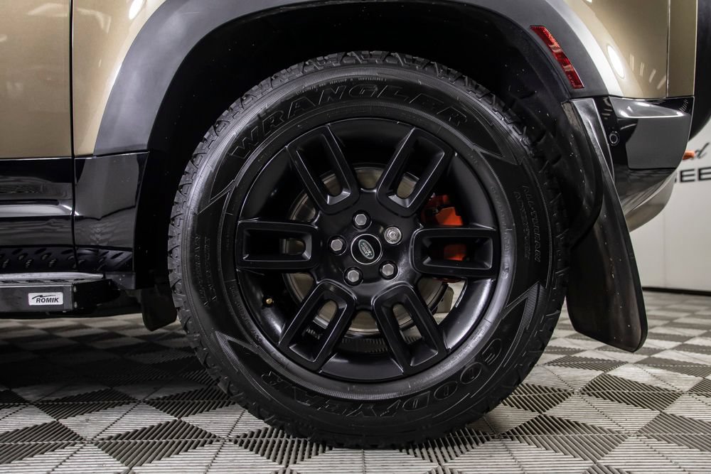 Used 2022 Land Rover Defender 90 X AWD/4WD image 41