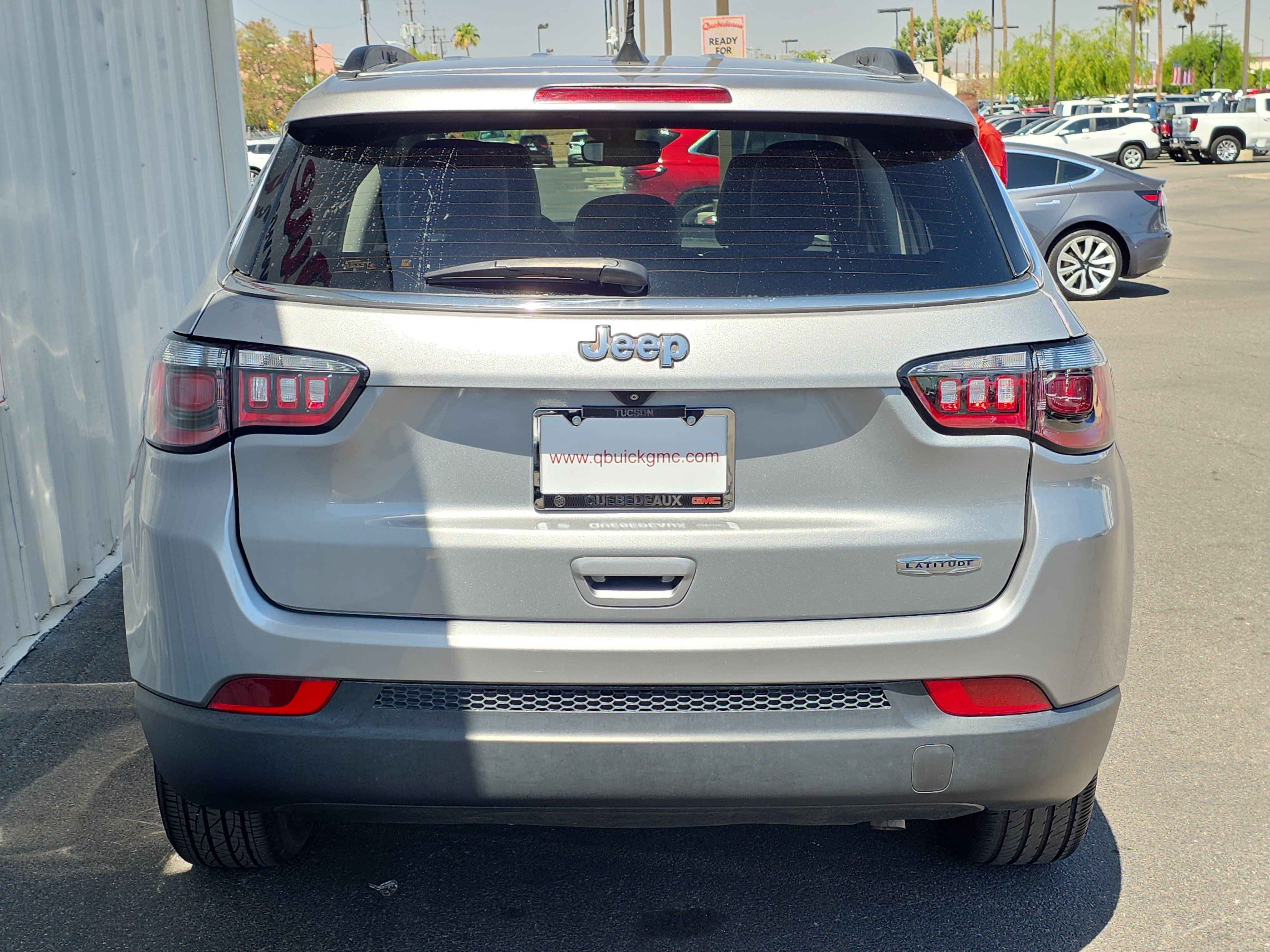 Used 2022 Jeep Compass Latitude FWD image 6