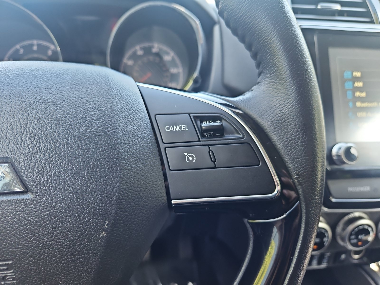 Used 2025 Mitsubishi Outlander Sport SE AWD/4WD image 23