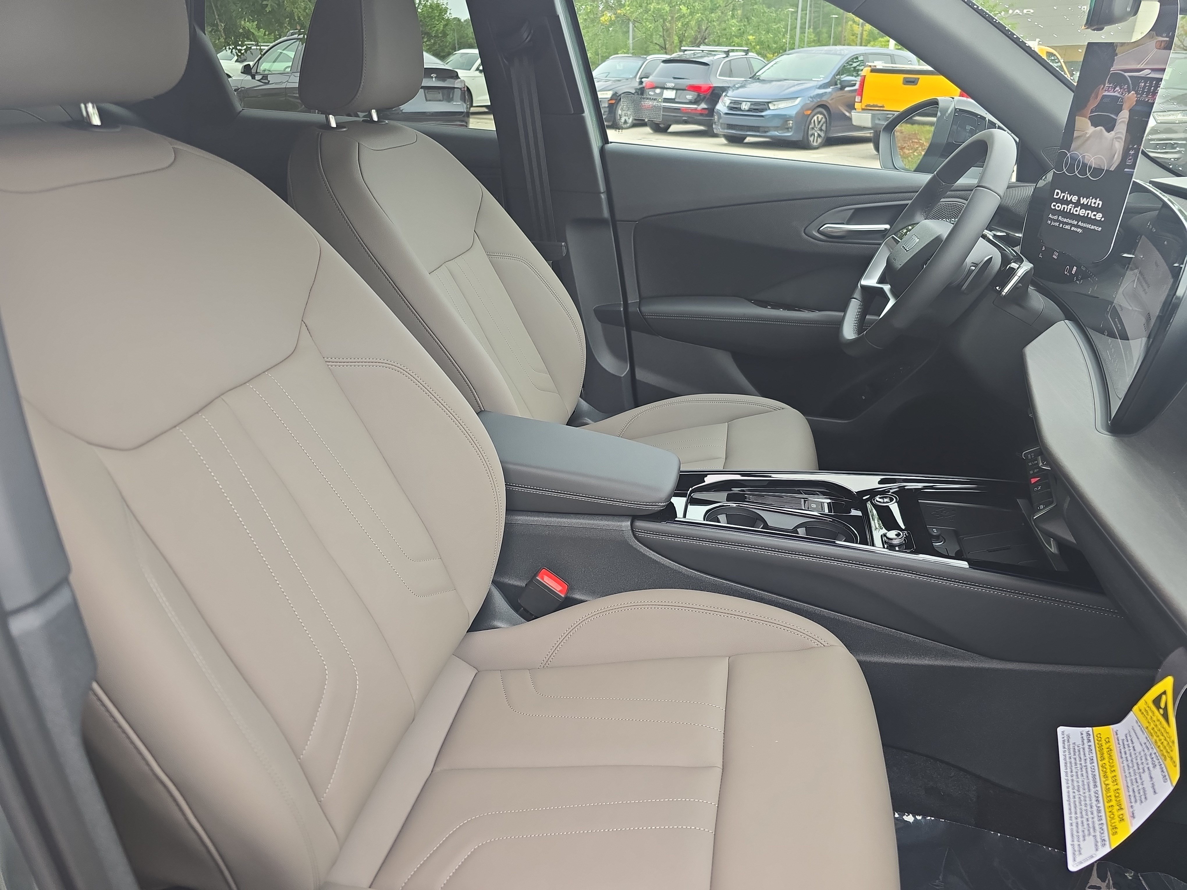 New 2026 Audi Q3 quattro 2.0T AWD/4WD image 10