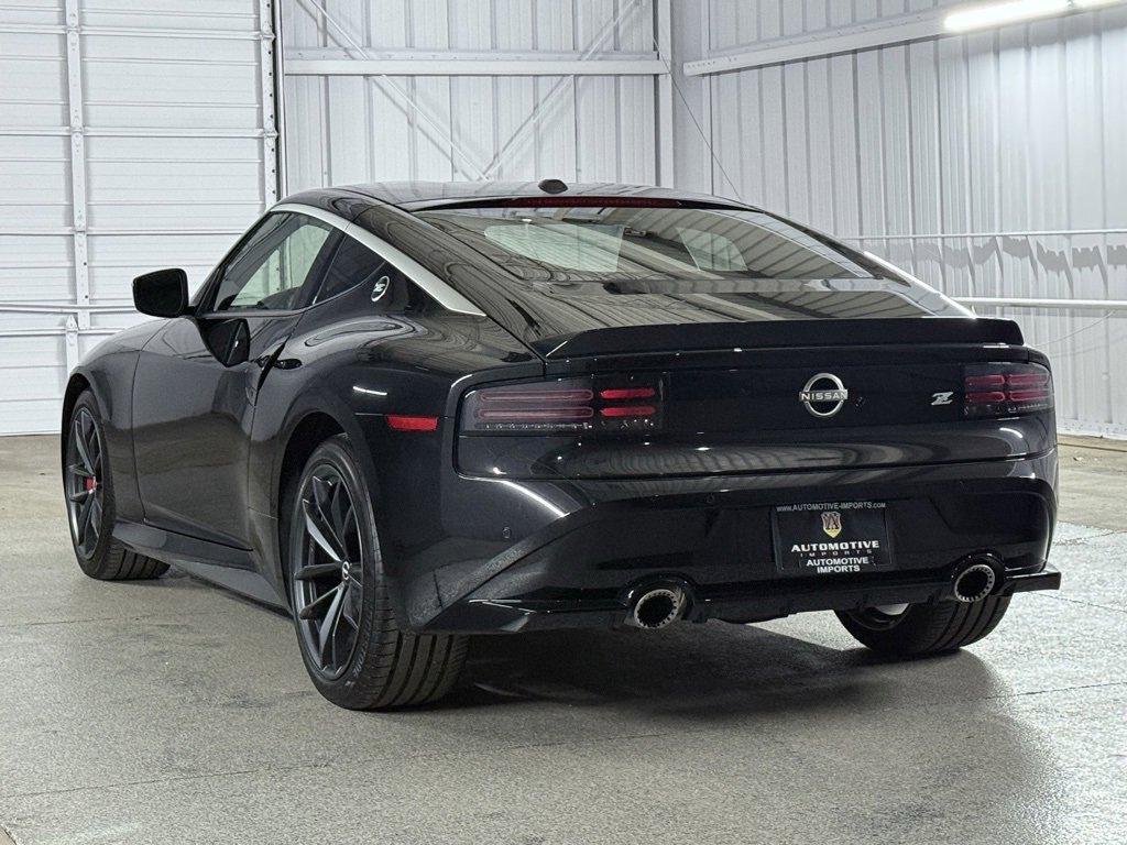 Used 2025 Nissan Z Performance w/ Floor Mat Package image 12