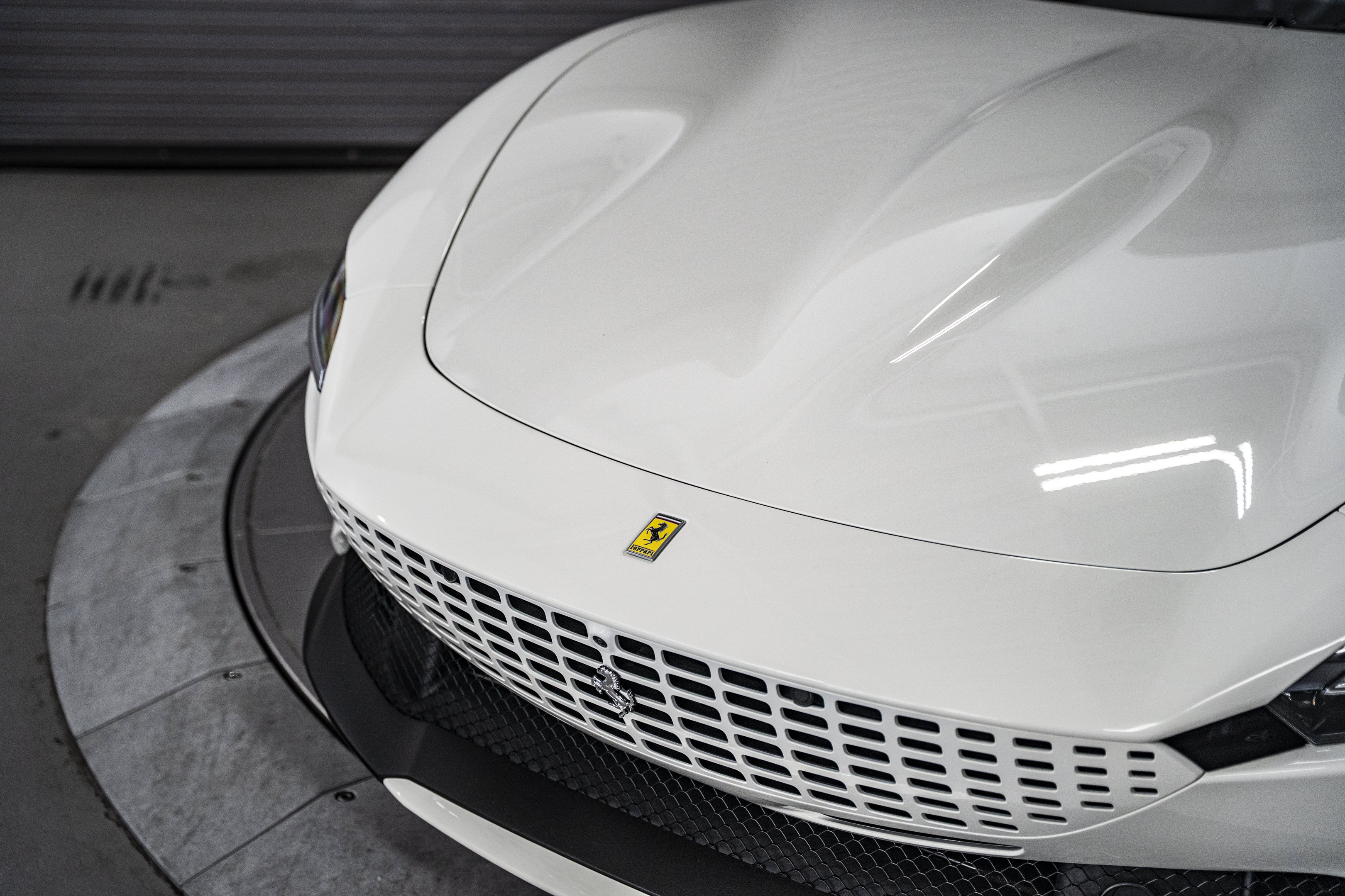 Used 2026 Ferrari Roma Spider RWD image 14