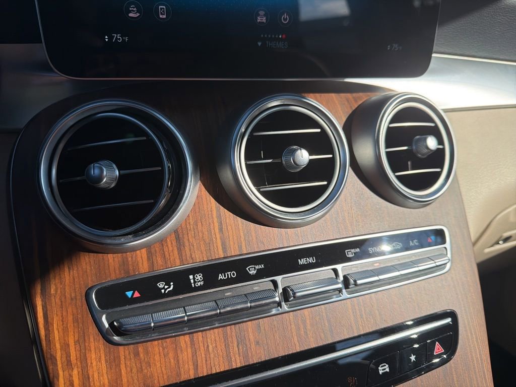 Used 2022 Mercedes-Benz GLC 300 4MATIC image 35