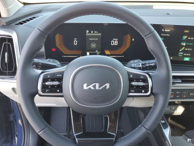 Certified 2025 Kia Sorento S w/ Panoramic Sunroof Package FWD image 15