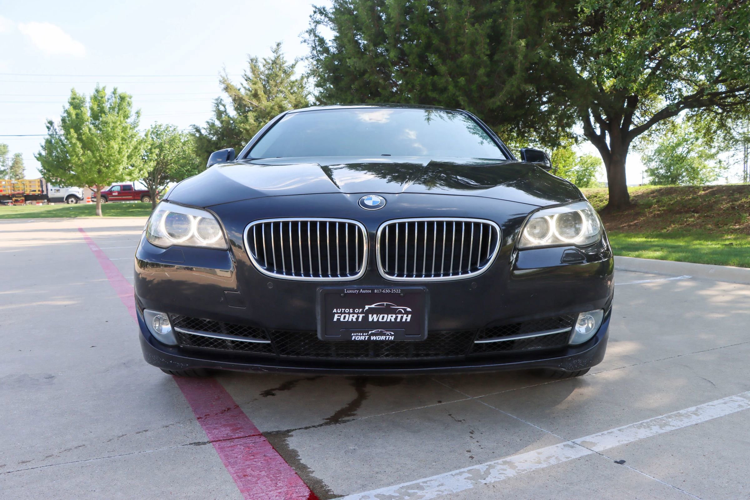 Used 2013 BMW 528i Sedan image 2