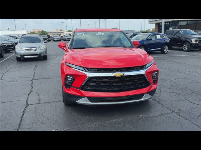 Certified 2024 Chevrolet Blazer LT w/ Convenience Package FWD image 3