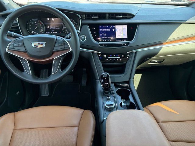 Certified 2026 Cadillac XT5 Premium Luxury w/ Driver Assist Package FWD image 15