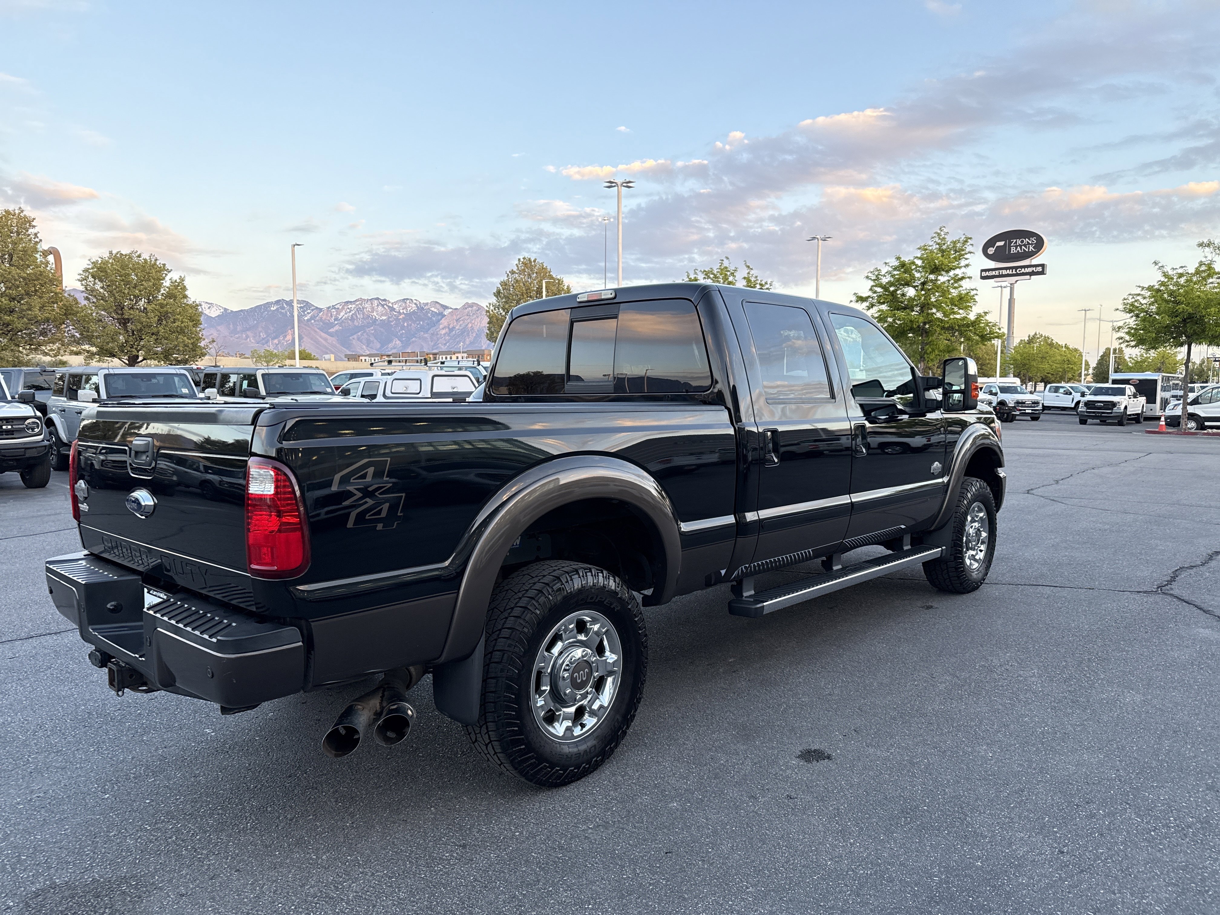 Used 2016 Ford F350 King Ranch w/ King Ranch w/Chrome Package image 5