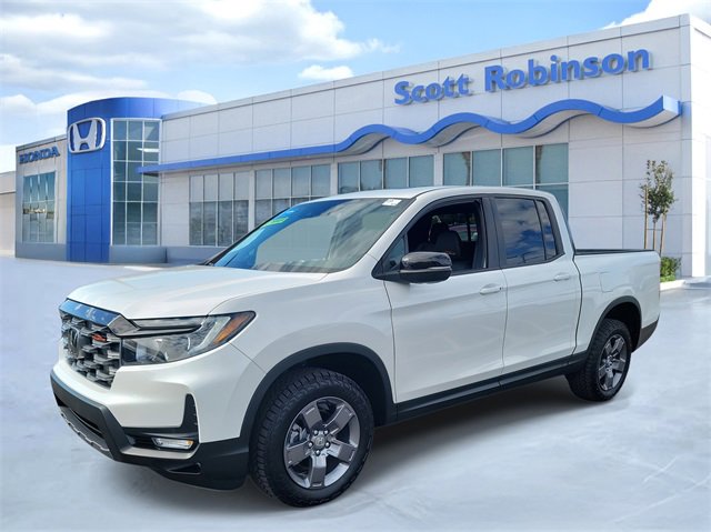 Certified 2024 Honda Ridgeline TrailSport image 2