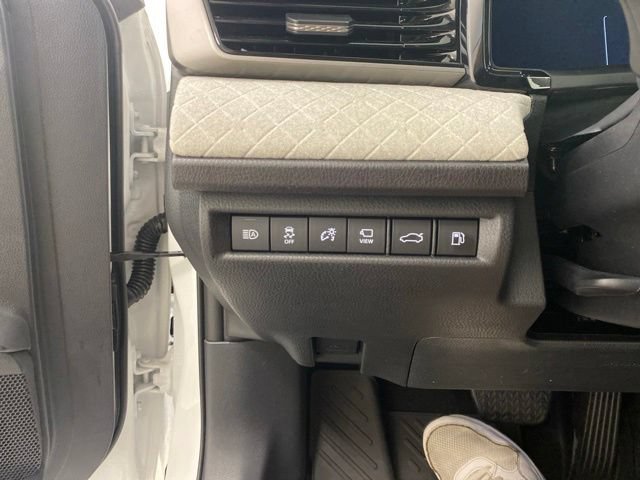 Used 2026 Toyota Camry XLE w/ Premium Plus Package AWD/4WD image 23
