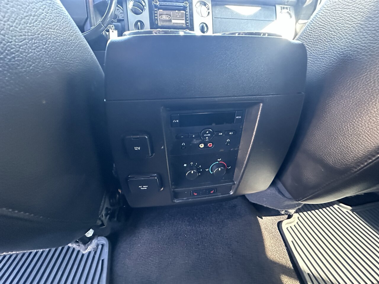 Used 2014 Ford Expedition EL Limited w/ Equipment Group 301A AWD/4WD image 30