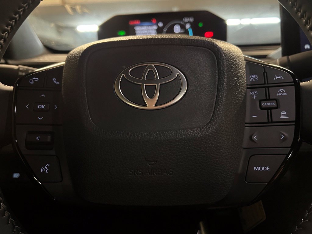 New 2027 Toyota C-HR w/ ALL Weather Mat Package (TMS) AWD/4WD image 29