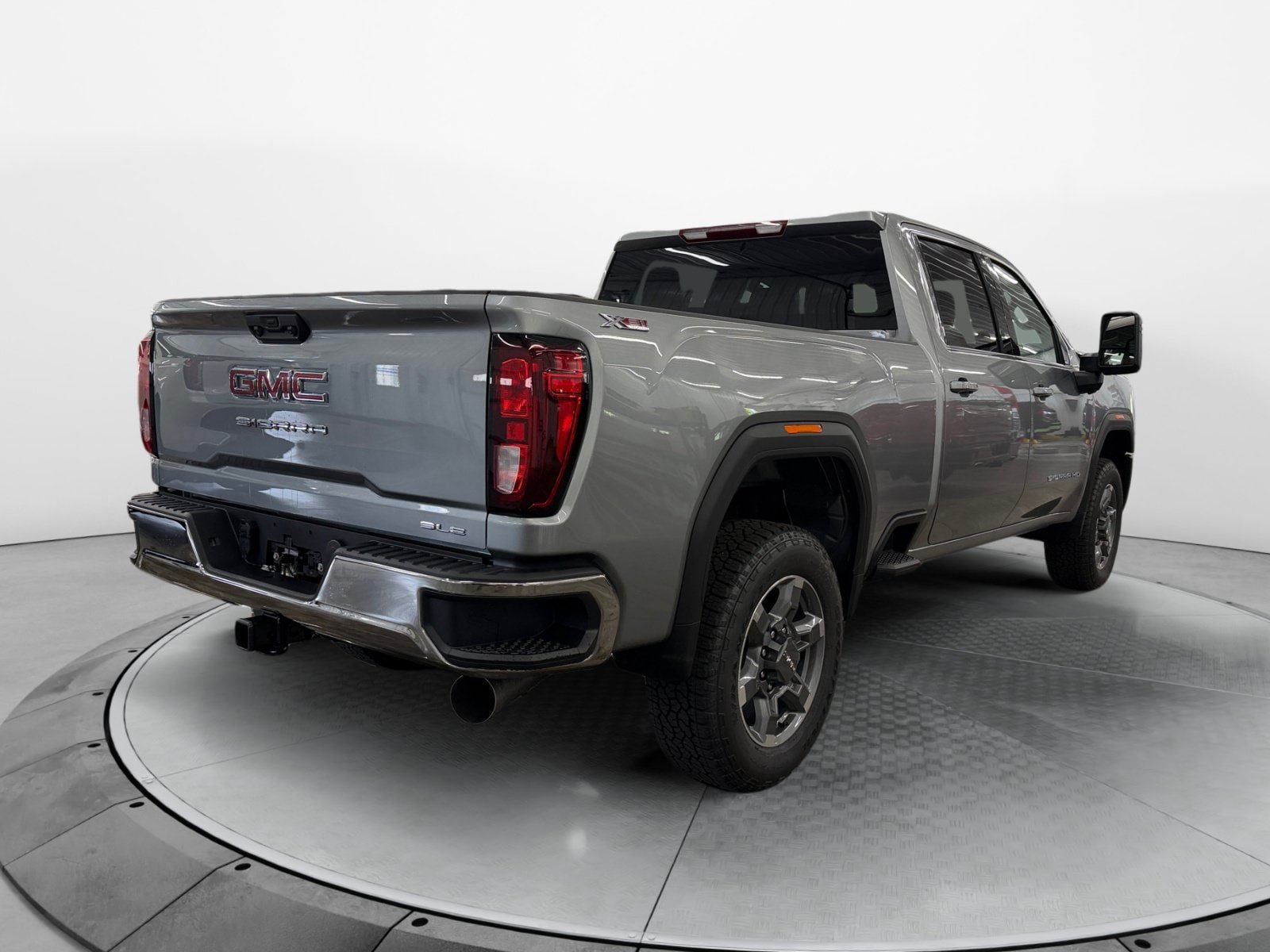 New 2026 GMC Sierra 2500 SLE w/ SLE Value Package; AWD/4WD image 5