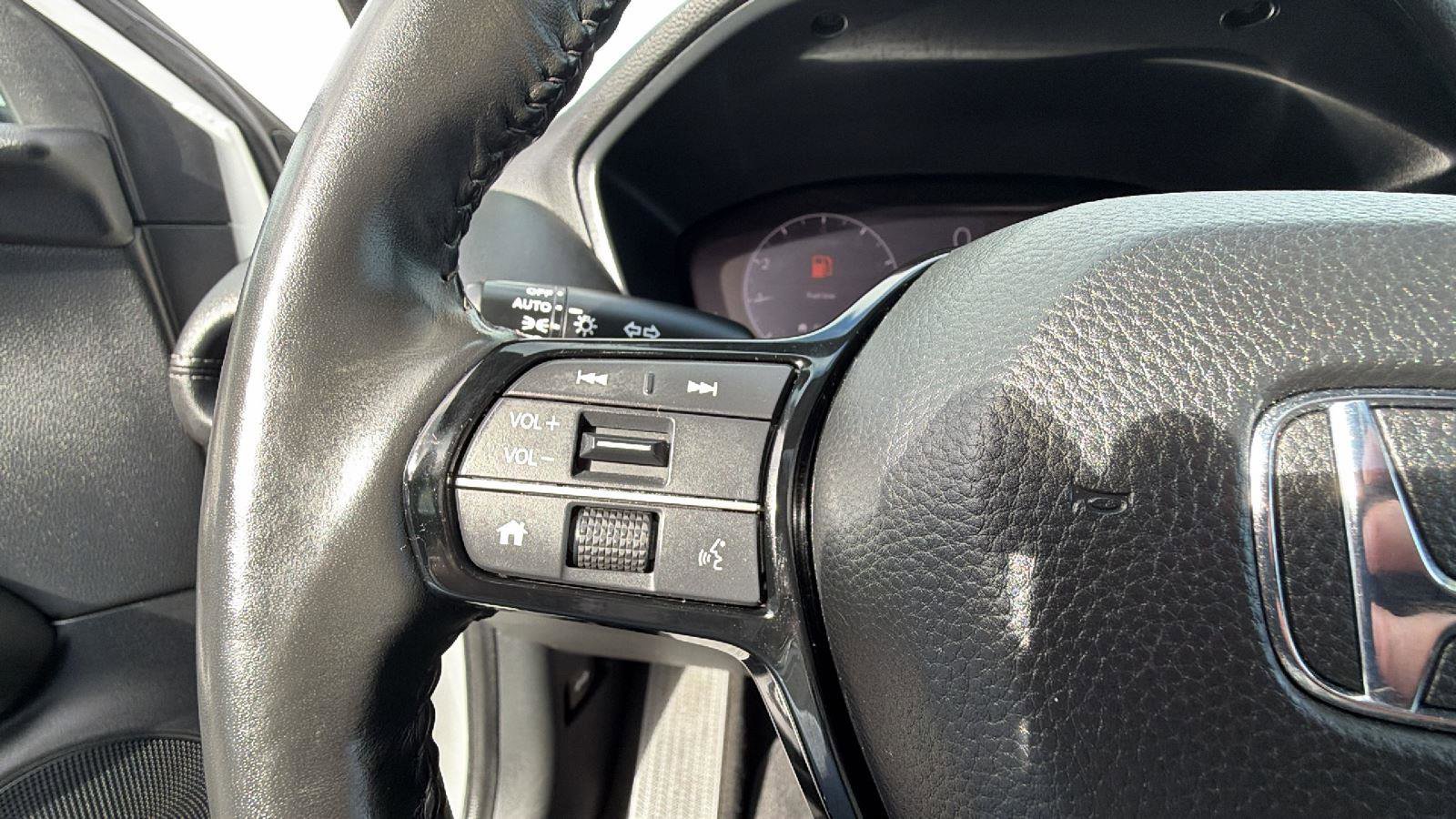 Used 2024 Honda HR-V EX-L image 12