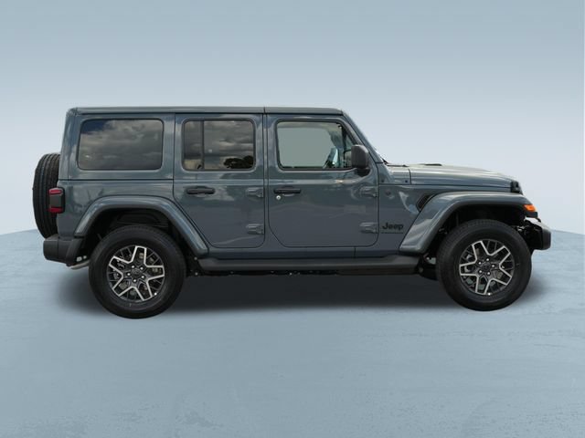 Used 2026 Jeep Wrangler Unlimited Sahara AWD/4WD image 10