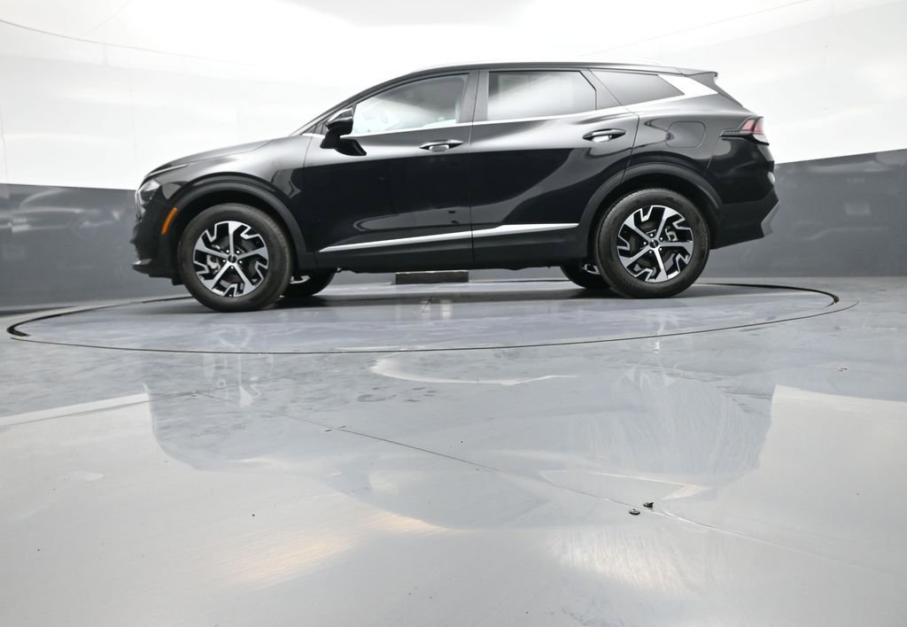 Certified 2023 Kia Sportage EX AWD/4WD image 32
