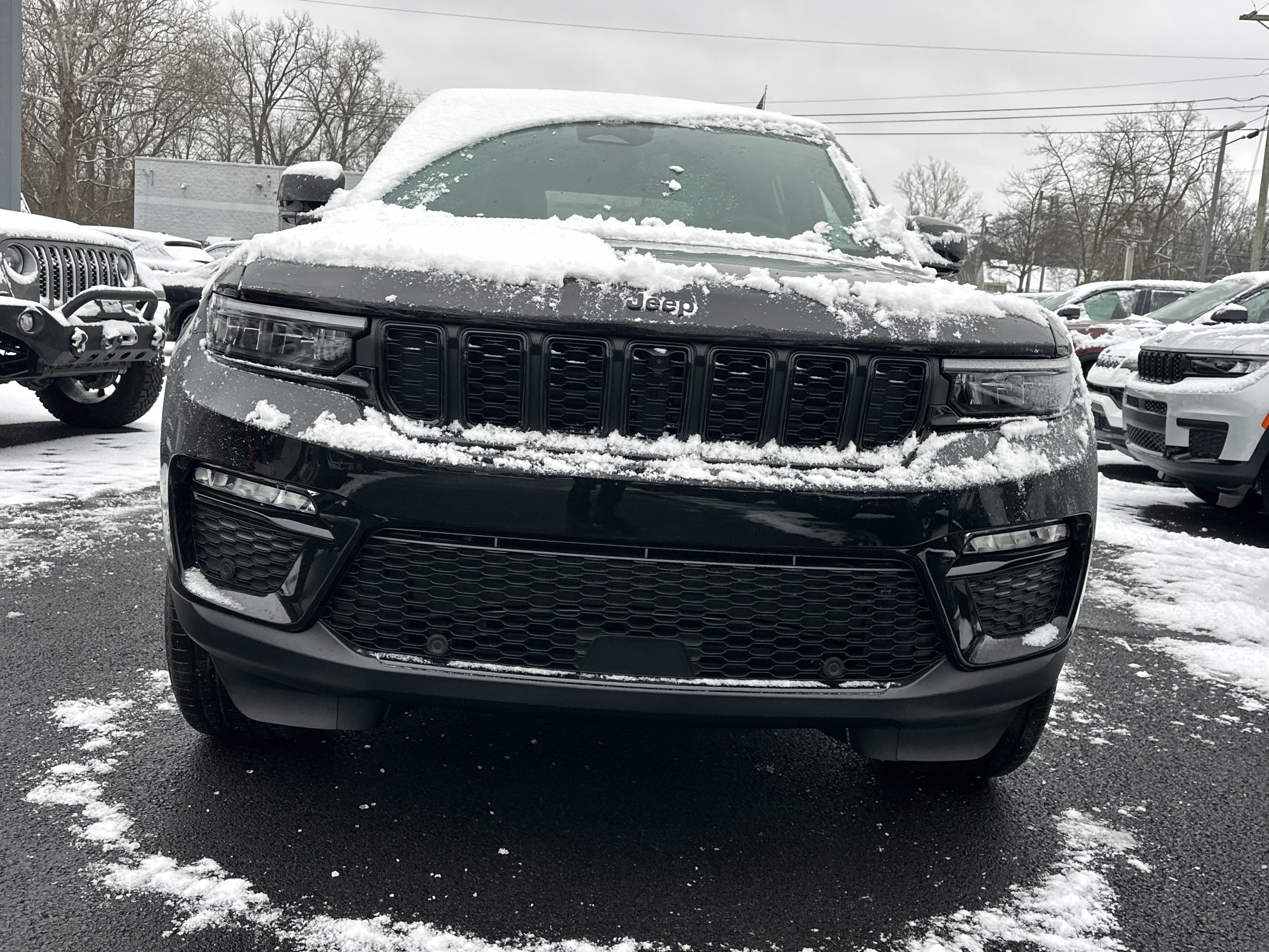 New 2025 Jeep Grand Cherokee Limited image 22
