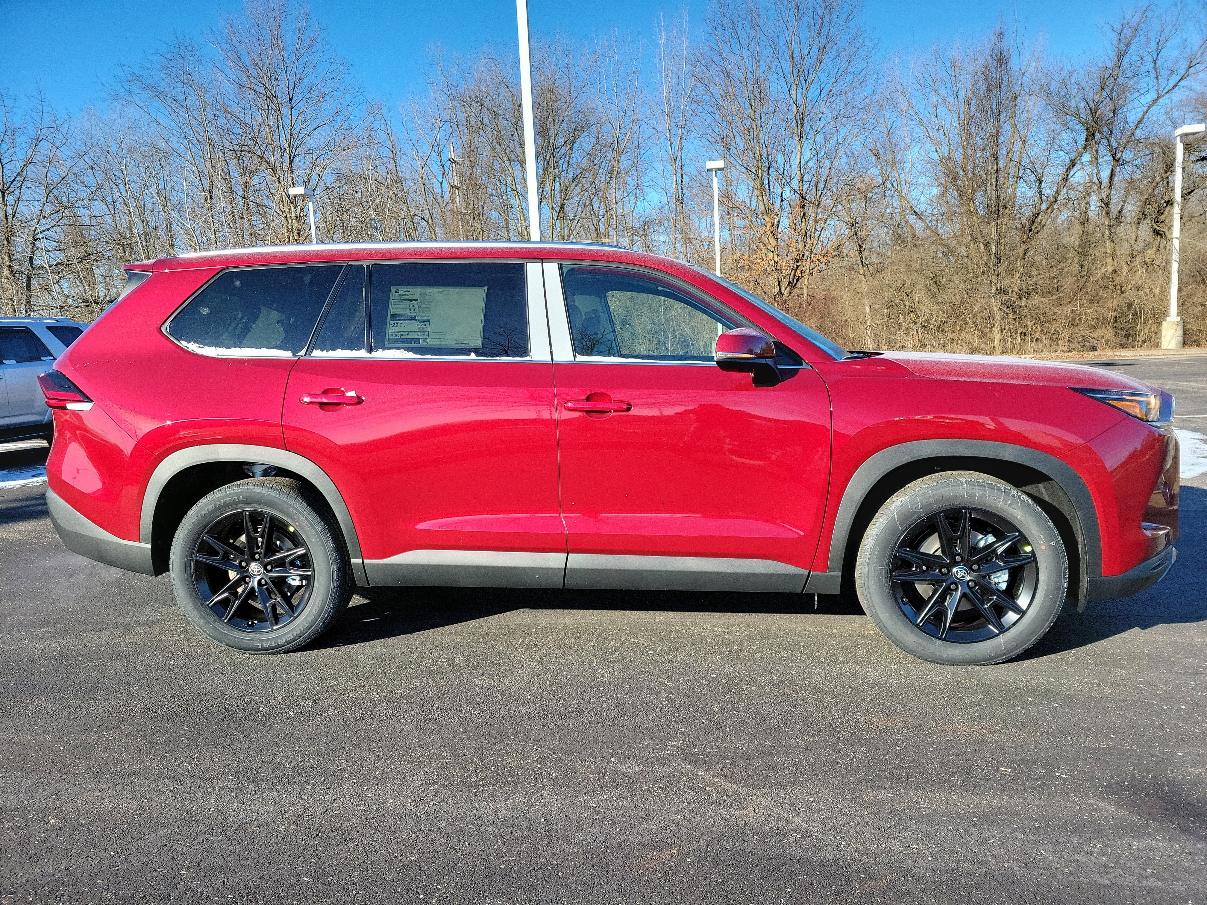 New 2026 Toyota Grand Highlander Platinum image 3