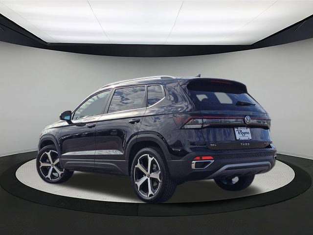 New 2025 Volkswagen Taos SEL image 5