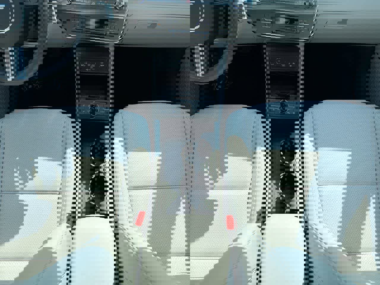 Used 2025 Hyundai Kona Limited image 29