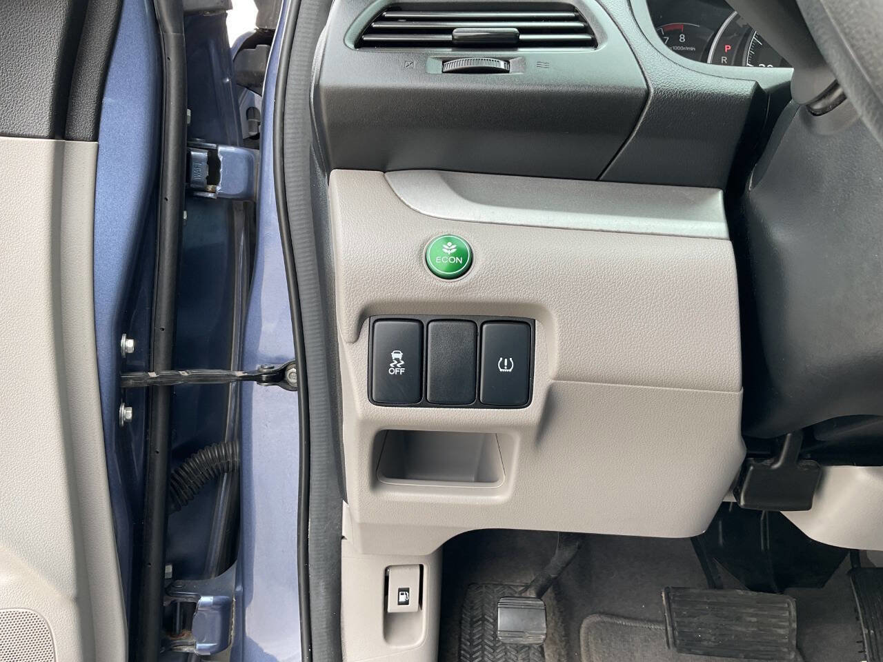 Used 2014 Honda CR-V LX image 16