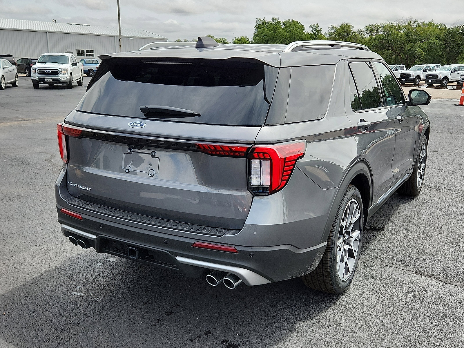 New 2025 Ford Explorer Platinum w/ Ultimate Package image 4