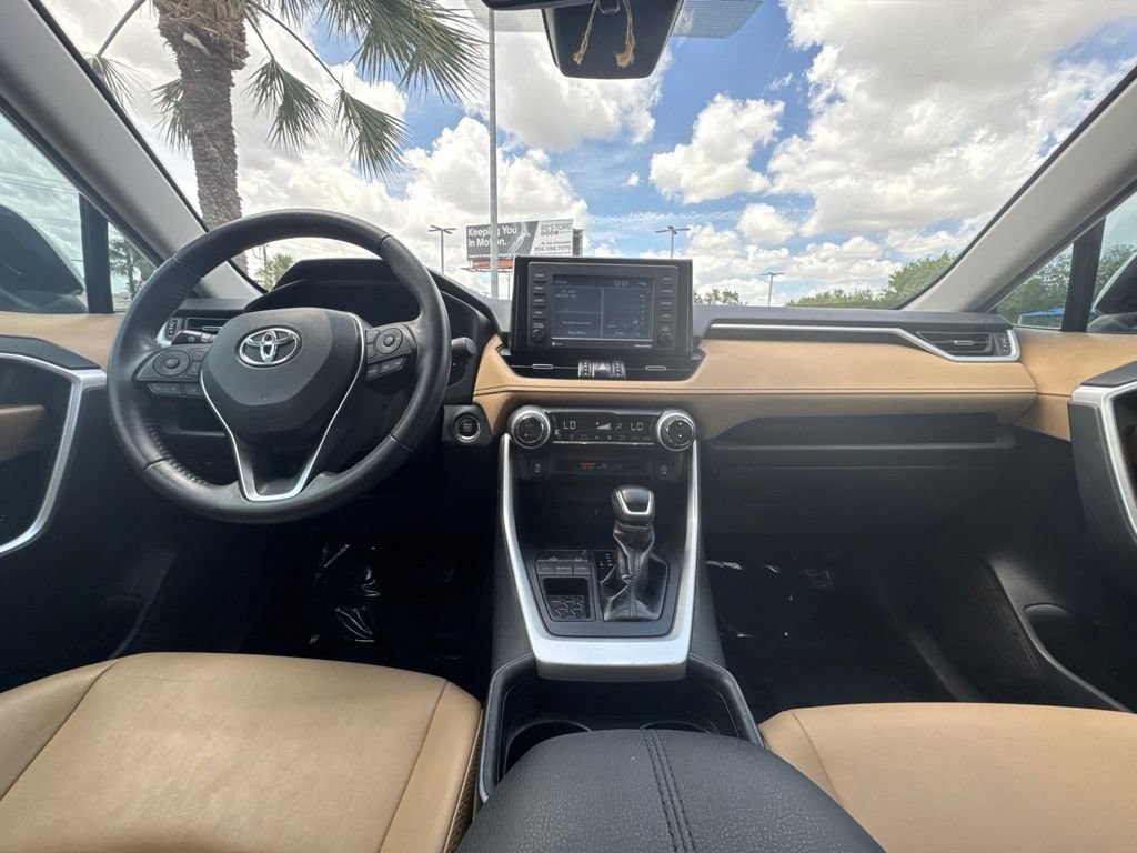 Used 2021 Toyota RAV4 XLE Premium FWD image 15