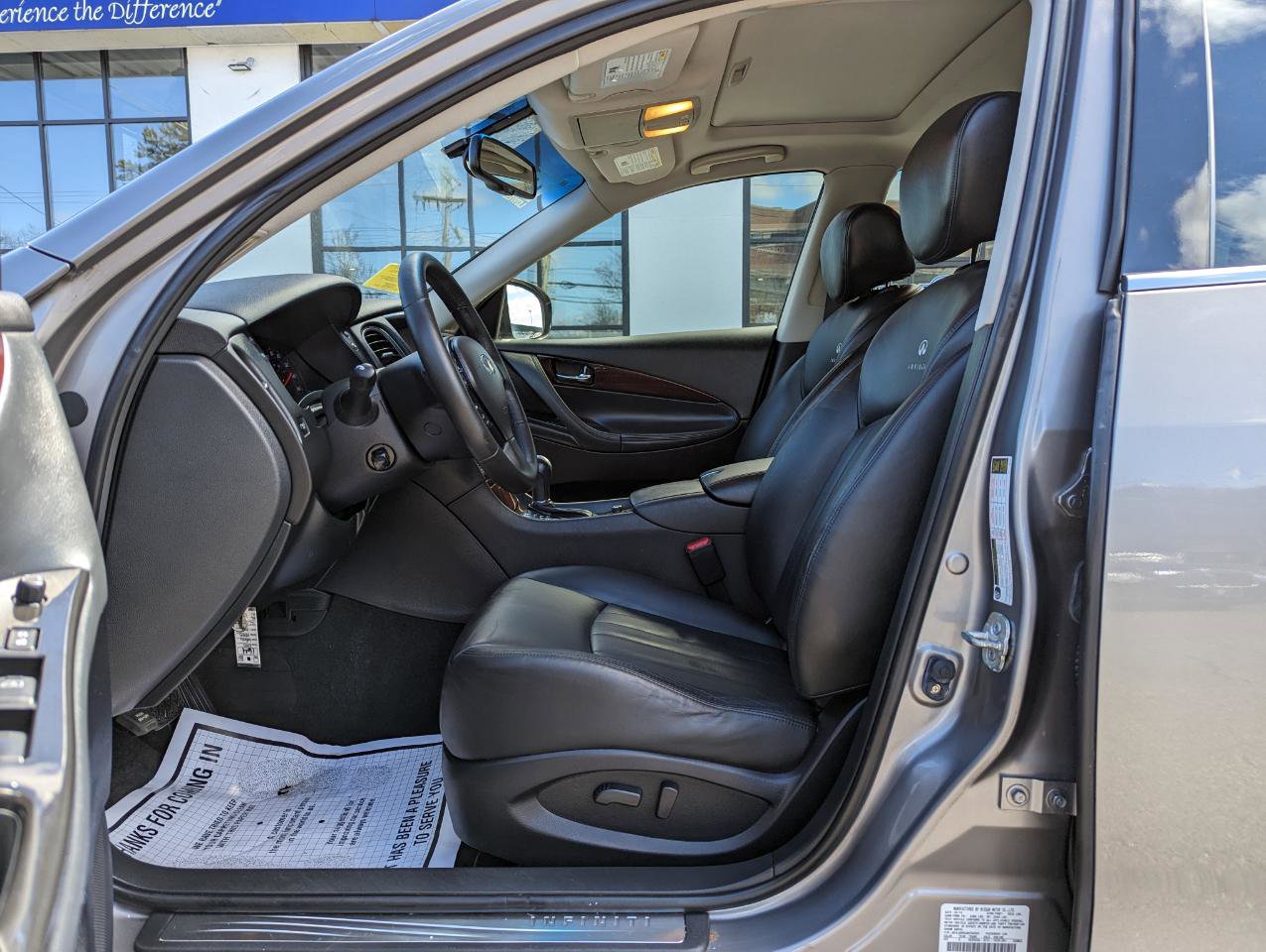 Used 2010 INFINITI EX35 Journey image 12