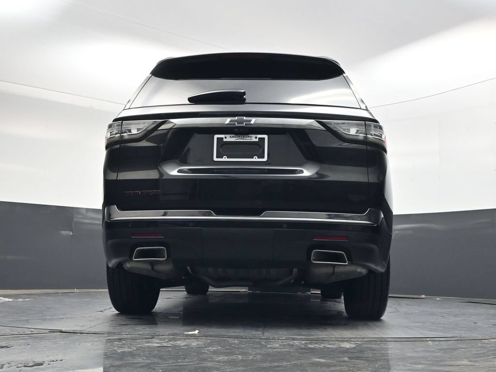 Used 2021 Chevrolet Traverse Premier w/ Redline Edition FWD image 37