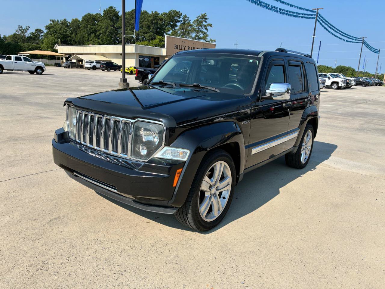 Used 2011 Jeep Liberty Limited Jet AWD/4WD image 2