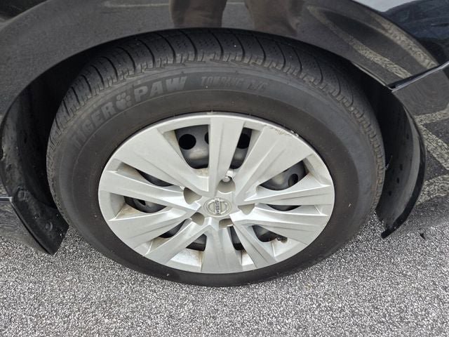Used 2020 Nissan Sentra S image 9