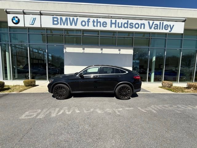 Used 2018 Mercedes-Benz GLC 300 4MATIC Coupe image 1