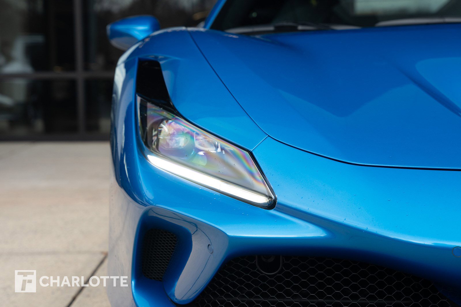 Used 2021 Ferrari F8 Tributo image 4