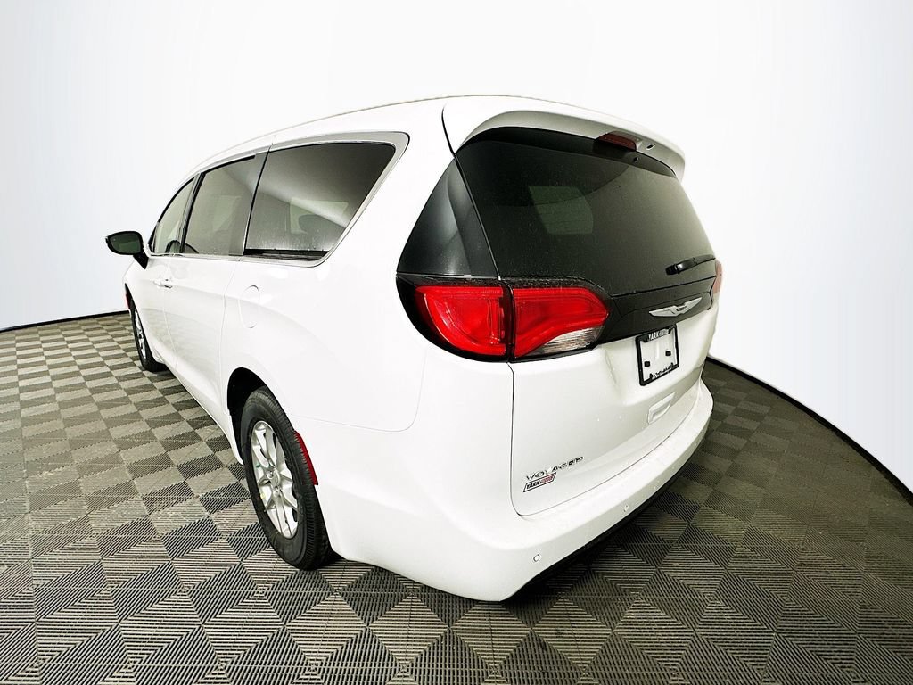 New 2026 Chrysler Voyager LX FWD image 6