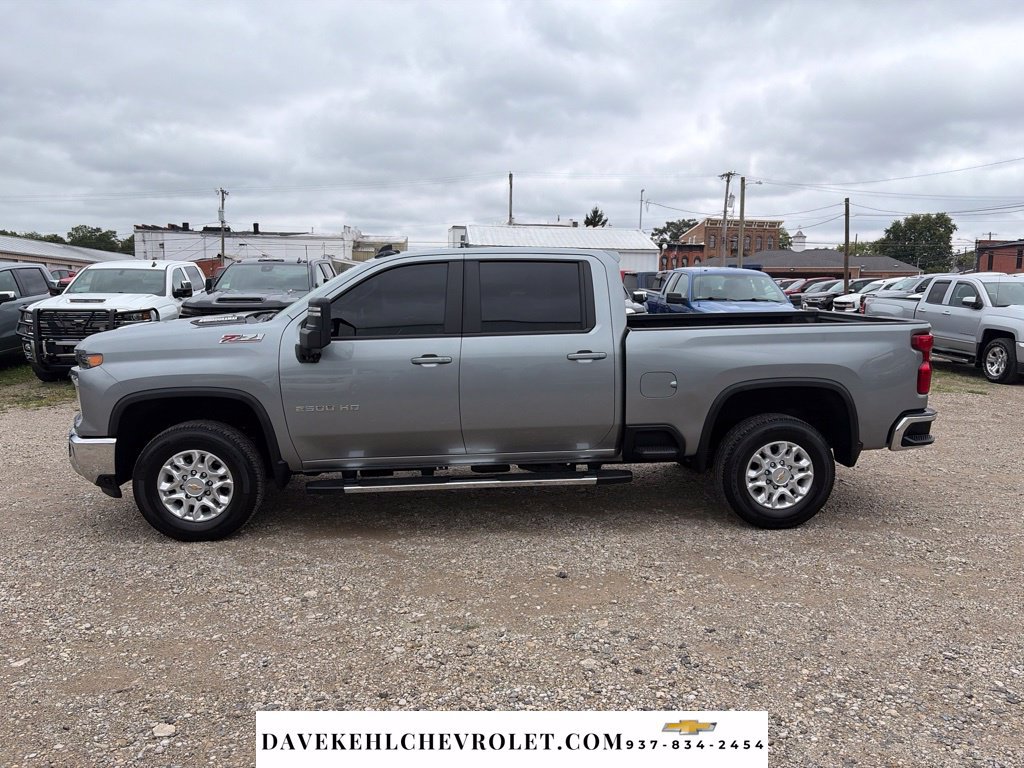 Used 2025 Chevrolet Silverado 2500 LT w/ All Star Edition AWD/4WD image 2