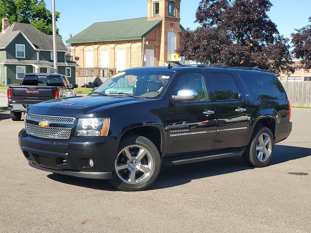 Used 2014 Chevrolet Suburban LTZ AWD/4WD image 32