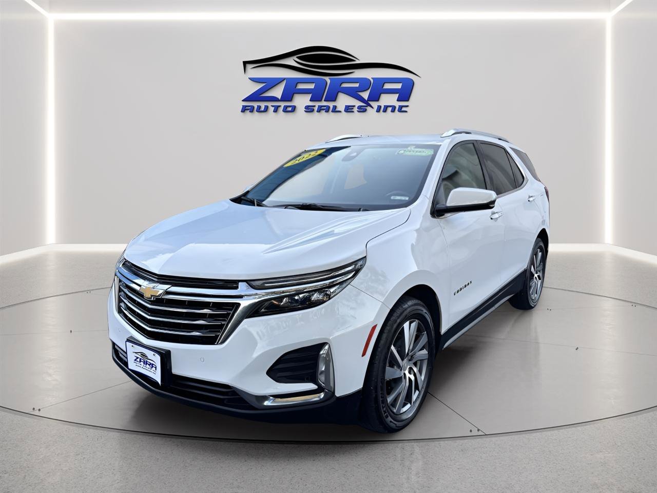 Used 2022 Chevrolet Equinox Premier image 2