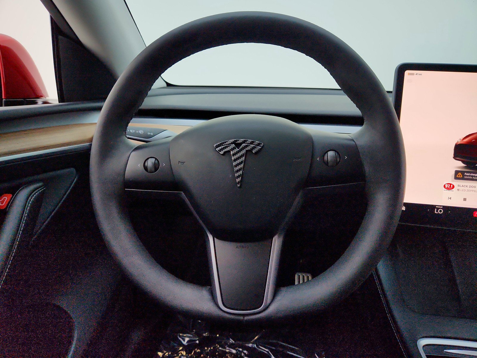 Used 2024 Tesla Model Y Performance image 29