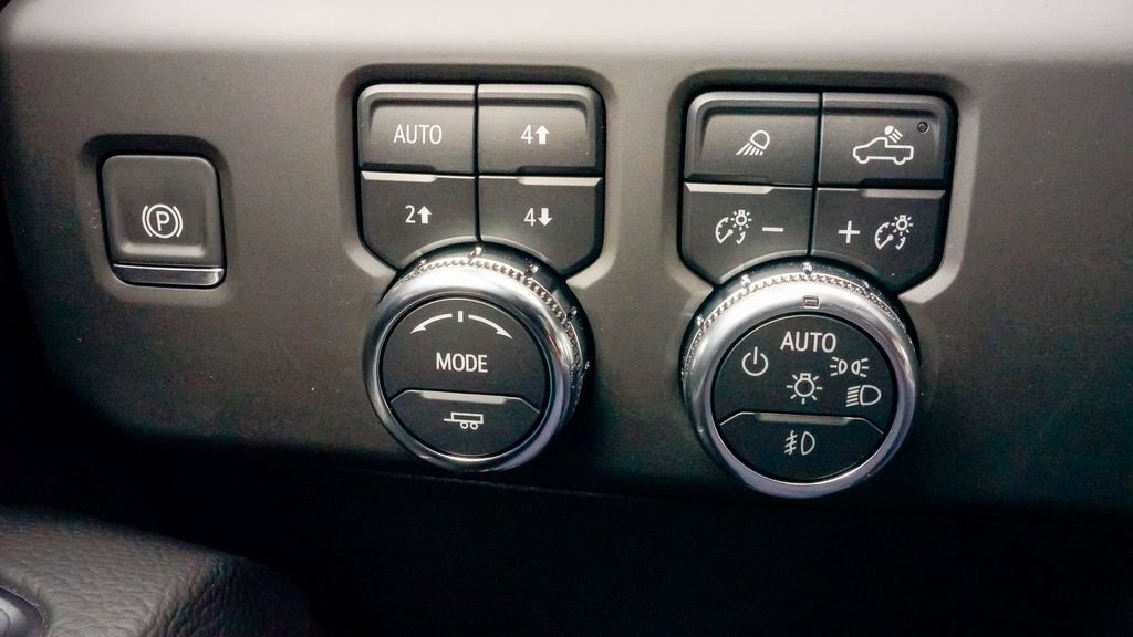 New 2025 GMC Sierra 2500 Denali w/ Denali Reserve Package image 25