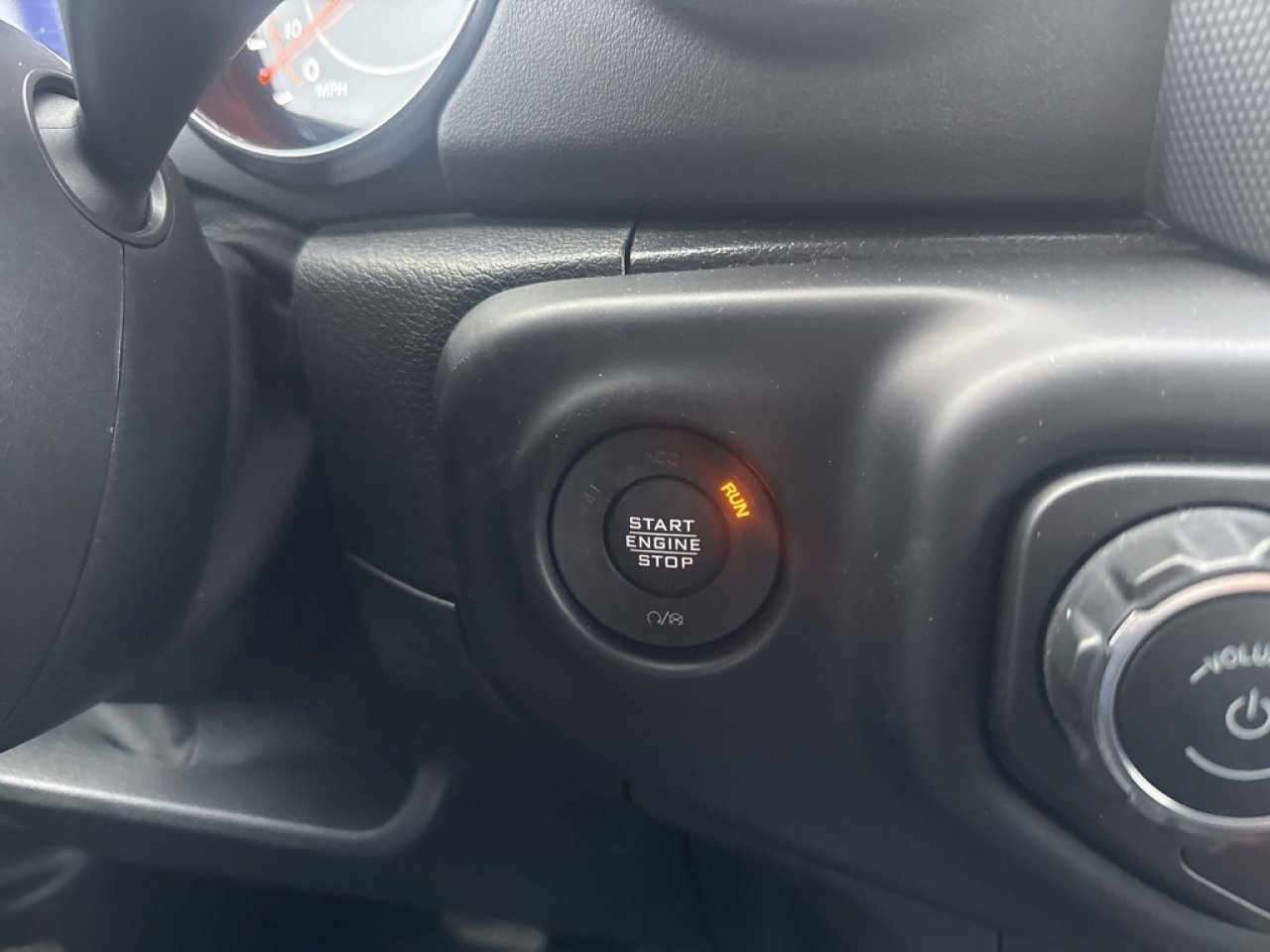 Used 2021 Jeep Wrangler Unlimited Sahara image 25