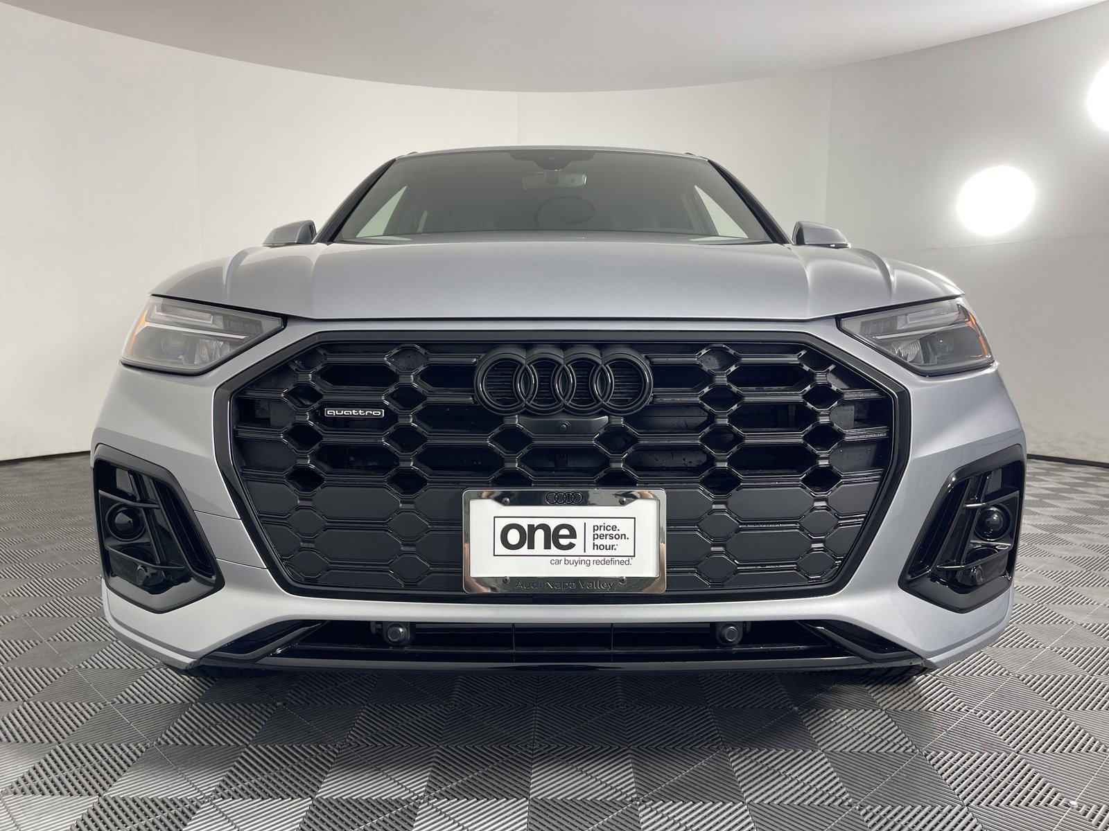 New 2025 Audi Q5 2.0T Premium Plus image 9