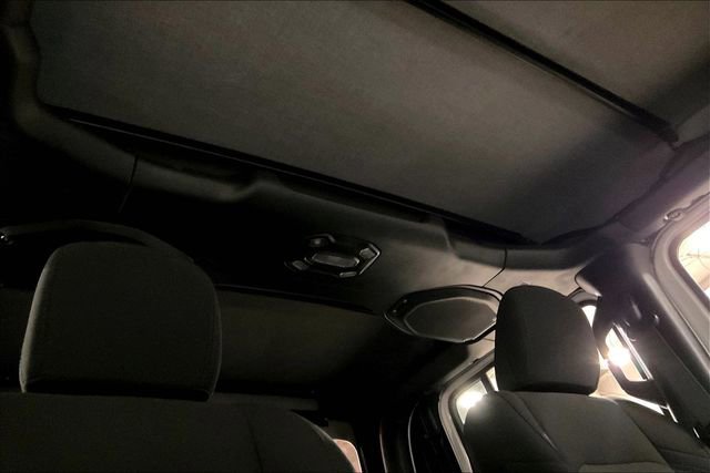 Used 2022 Jeep Gladiator Sport image 23