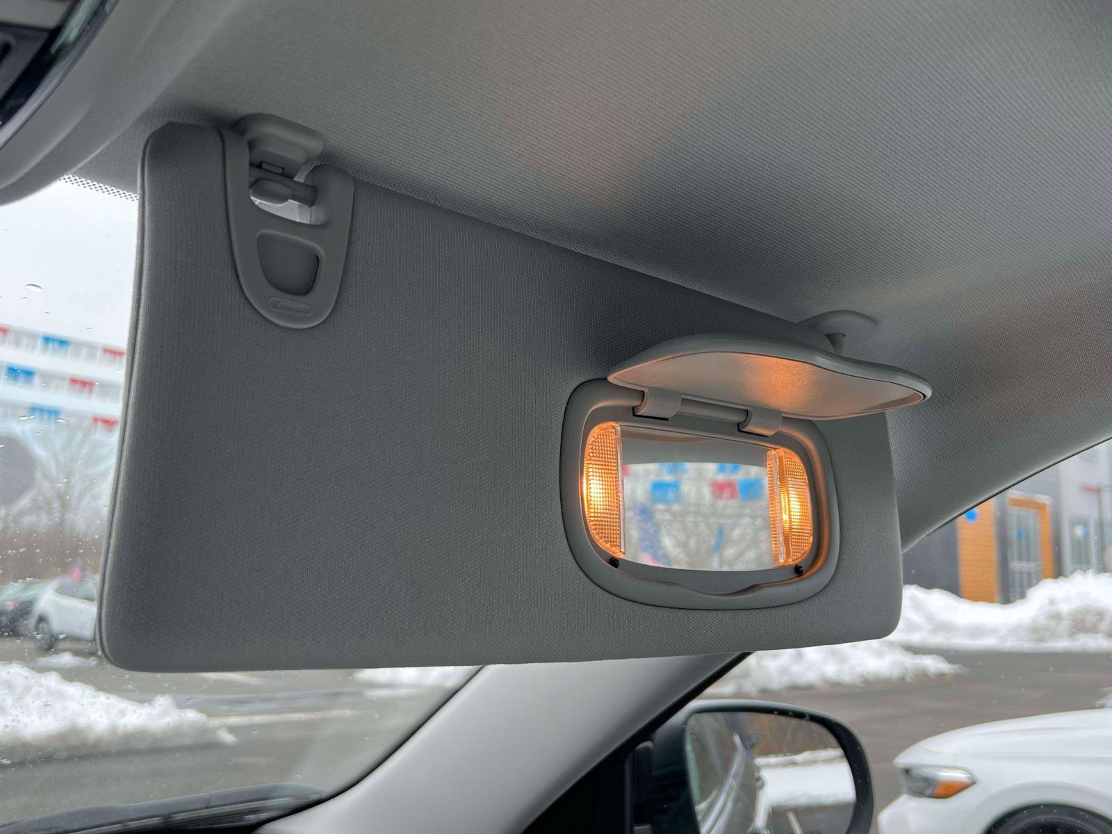 Used 2022 Jeep Cherokee Limited image 13