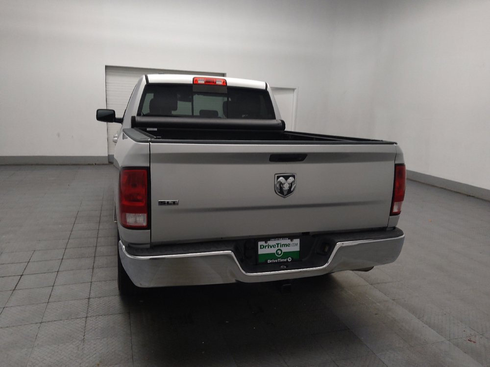 Used 2017 RAM 1500 Classic SLT RWD image 6