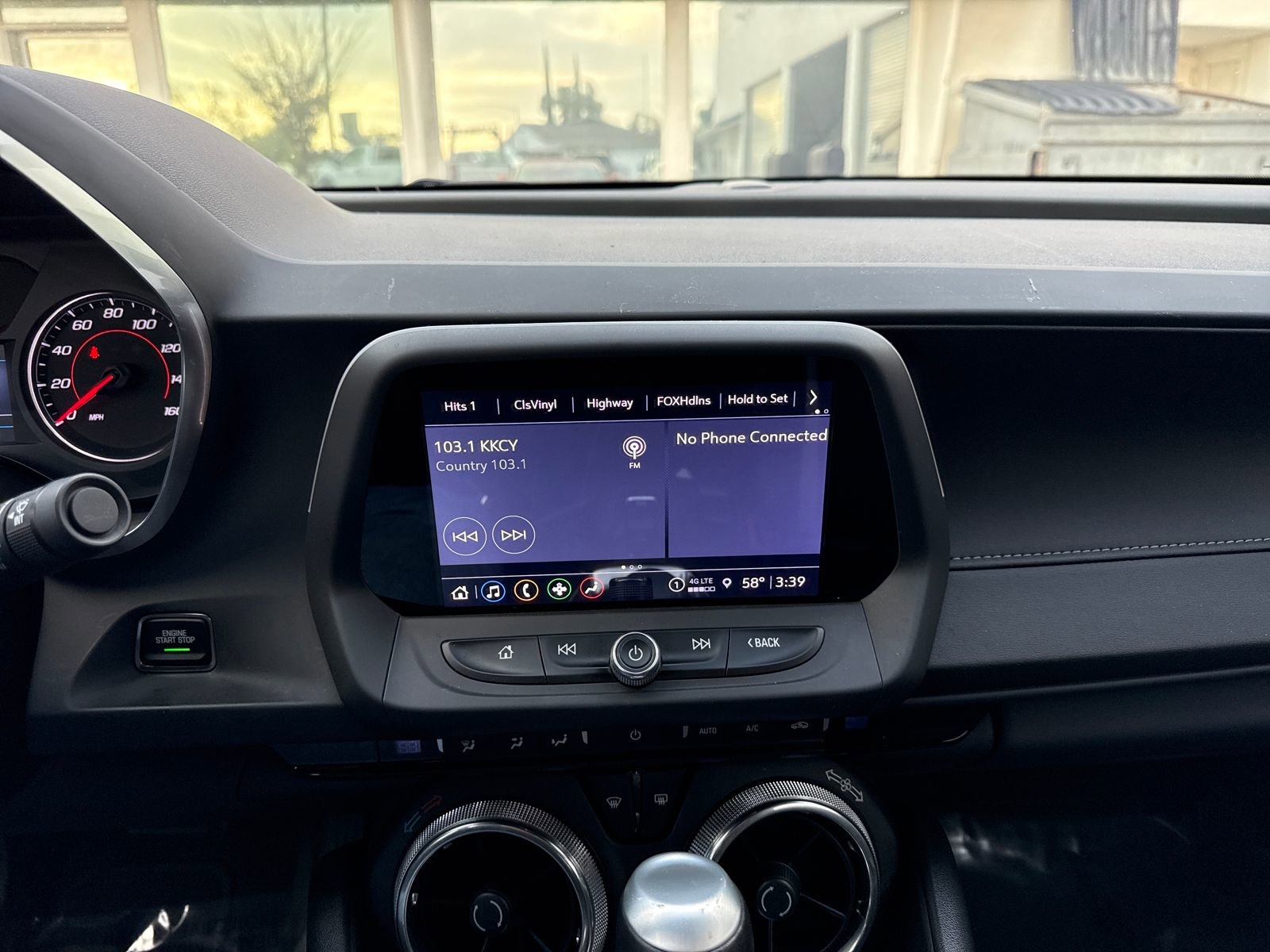 Used 2023 Chevrolet Camaro LT w/ Technology Package image 18