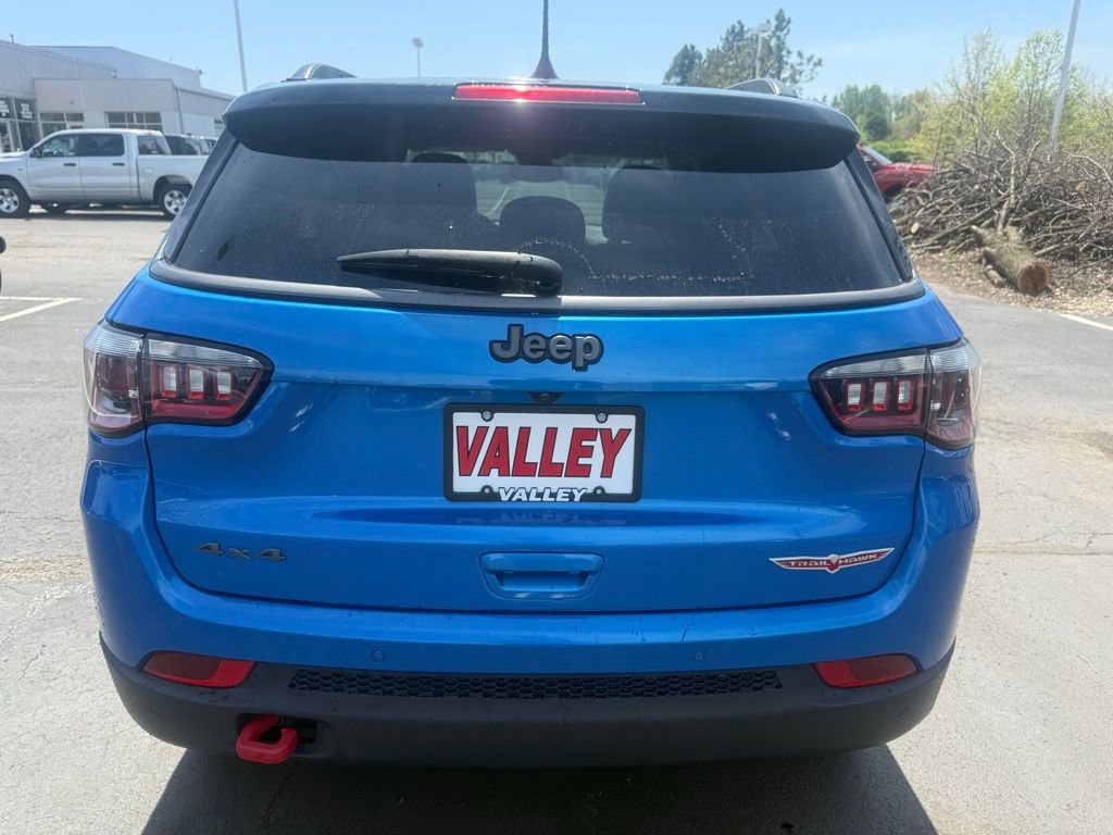 Used 2021 Jeep Compass Trailhawk AWD/4WD image 4