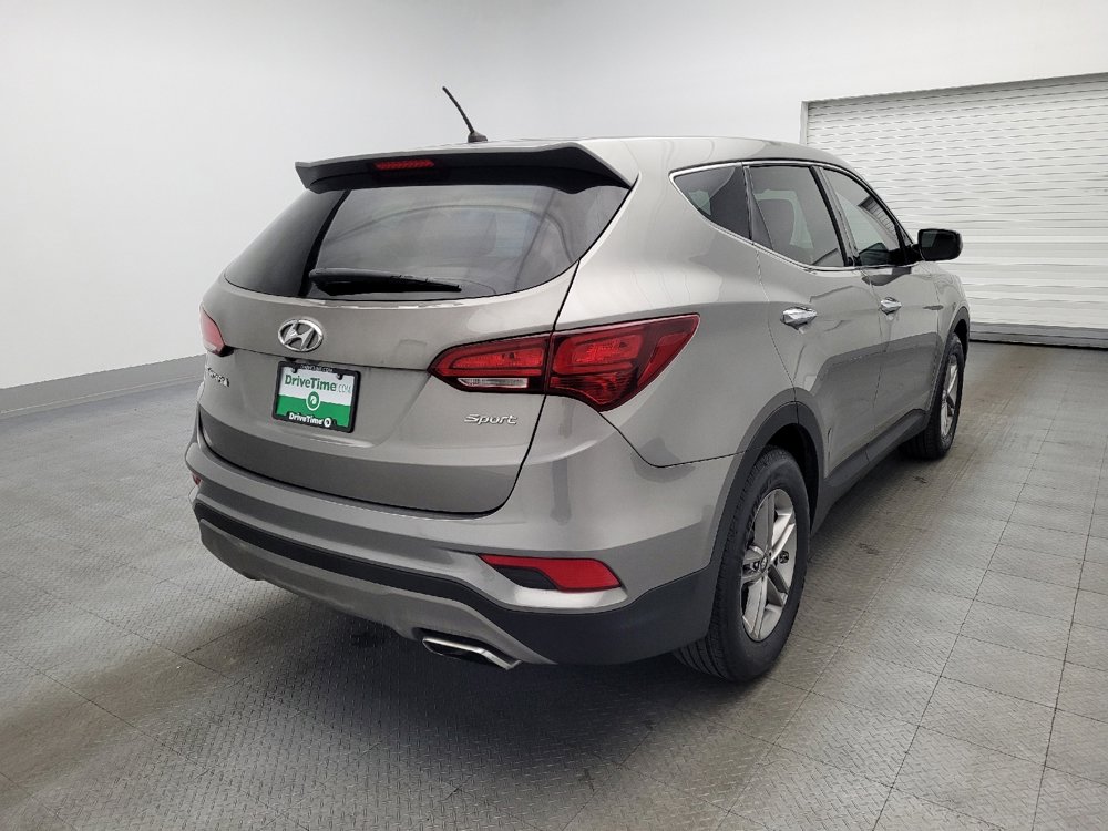 Used 2018 Hyundai Santa Fe Sport image 9